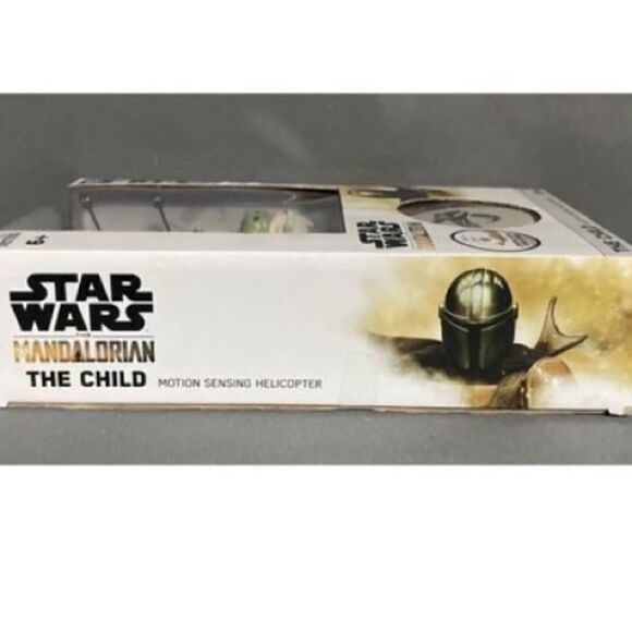 Star Wars Mandalorian The Child Motion Sensing
Helicopter Baby Yoda World Tech - Picture 3 of 11